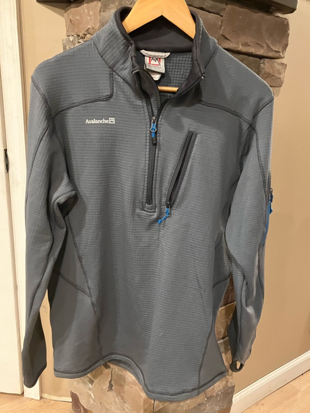 Avalanche pullover M